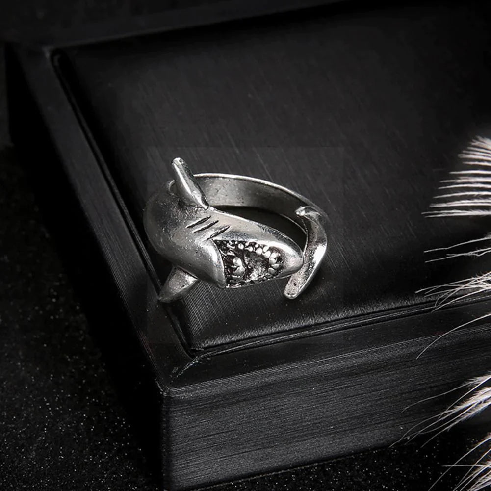 Shark-ring