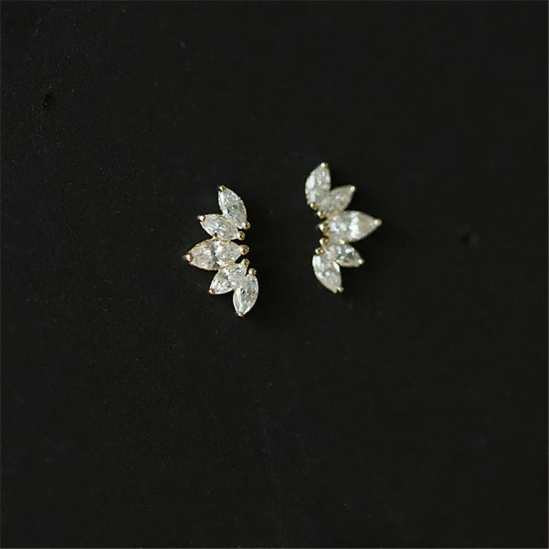 925 Sterling Silber Einfache Pavé Zirkon Flügel Lotus Ohrstecker Frauen Licht Luxus Temperament Hochzeit Schmuck Geschenk
