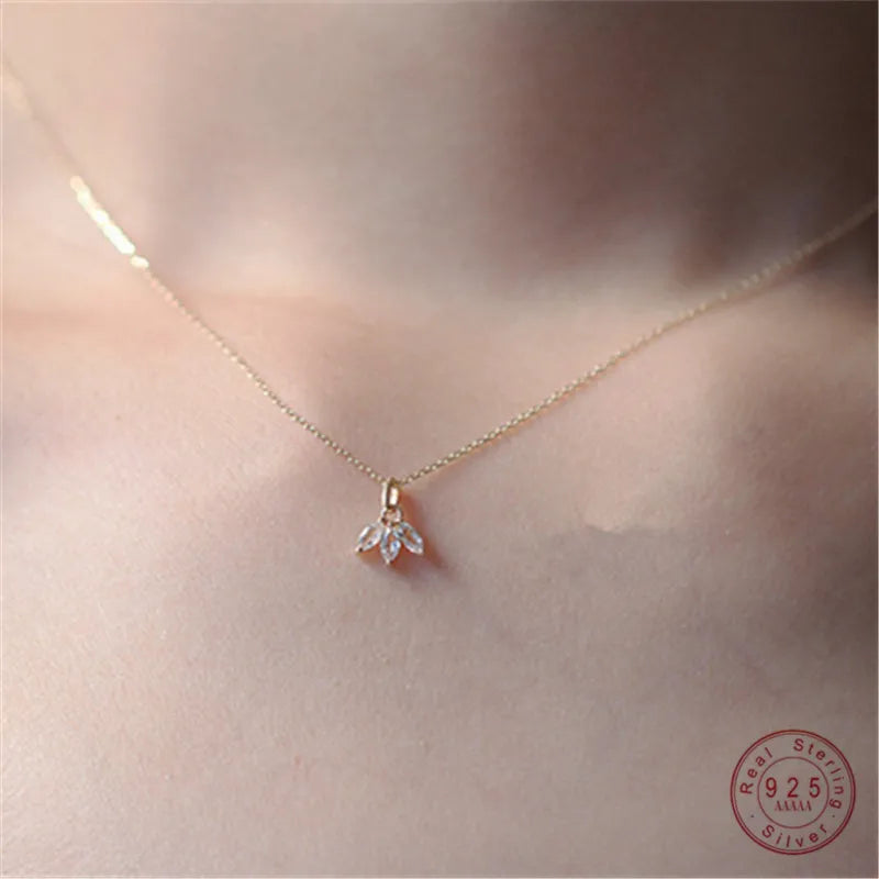 925 Sterling Silver Plating 14K Gold Inlaid Crystal French Clover Pendant Clavicle Chain Necklace Women Jewelry Accessories