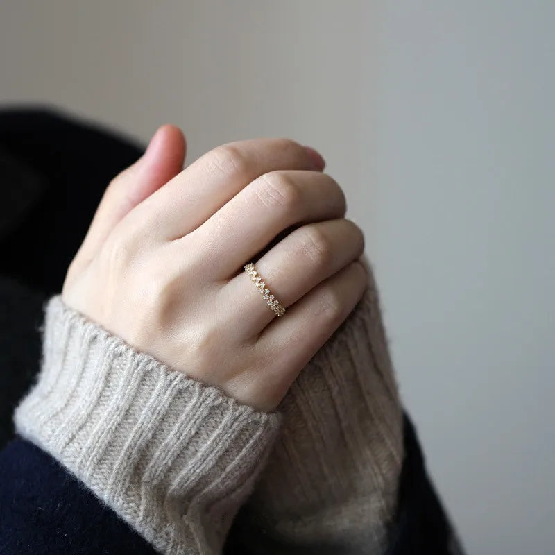 925 Sterling Silber Schlichter Sternring für Frauen Pavé Kristall Süß Romantisch 14 Karat Vergoldung Hochzeitsschmuck Freundin Geschenk