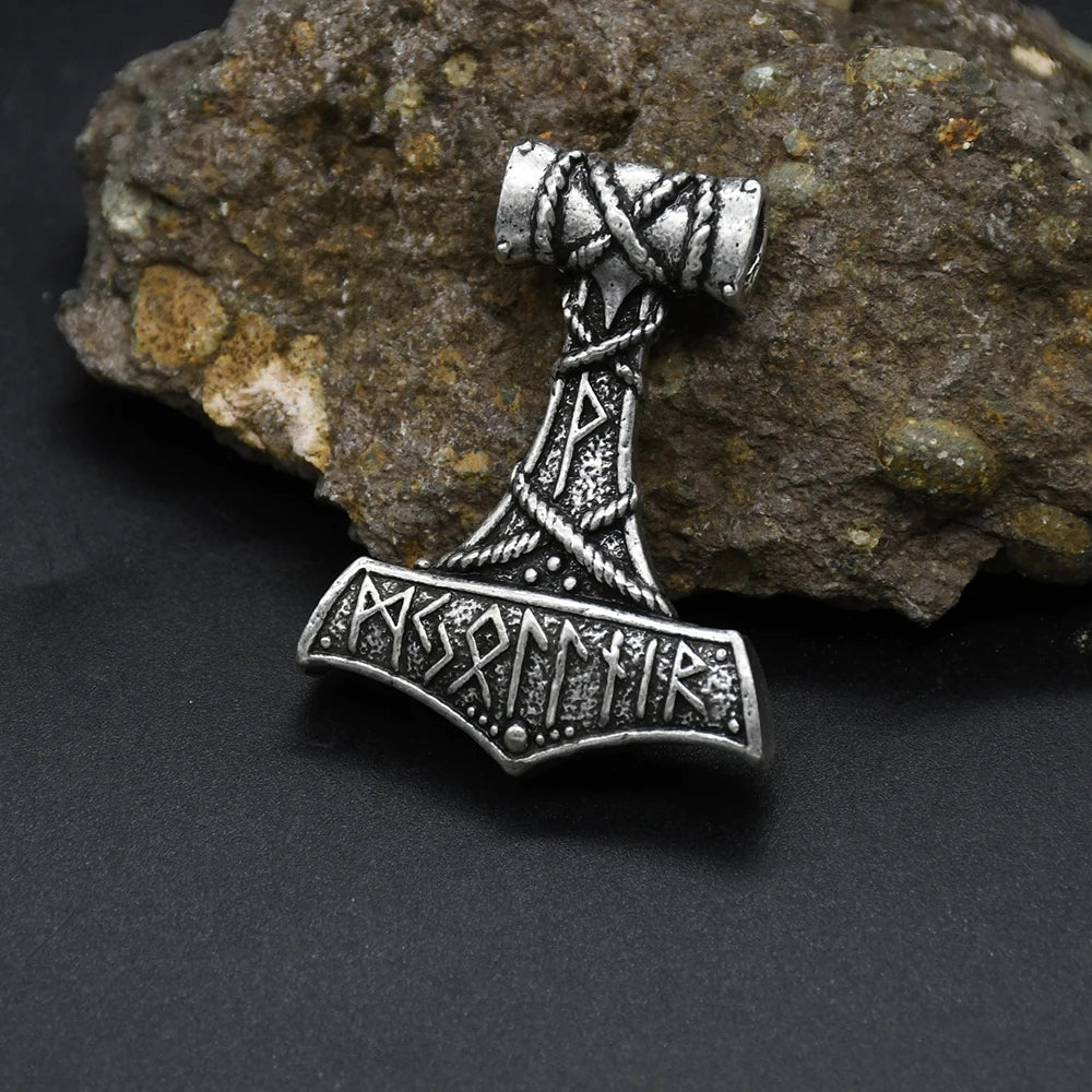 Viking Thor's Hammer Pendant Necklace Men's Vintage Nordic Rune Jewelry Amulet Gift