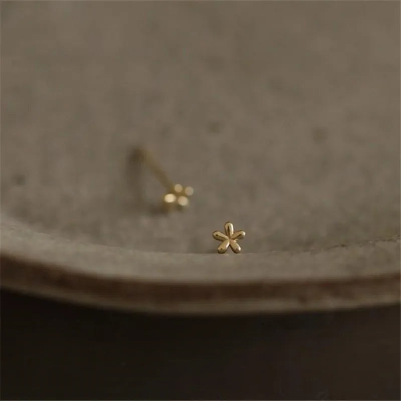 925 Sterling Silver Plating 14k Gold Mini Glossy Flower Stud Earrings for Women Cute Simple Exquisite Jewelry
