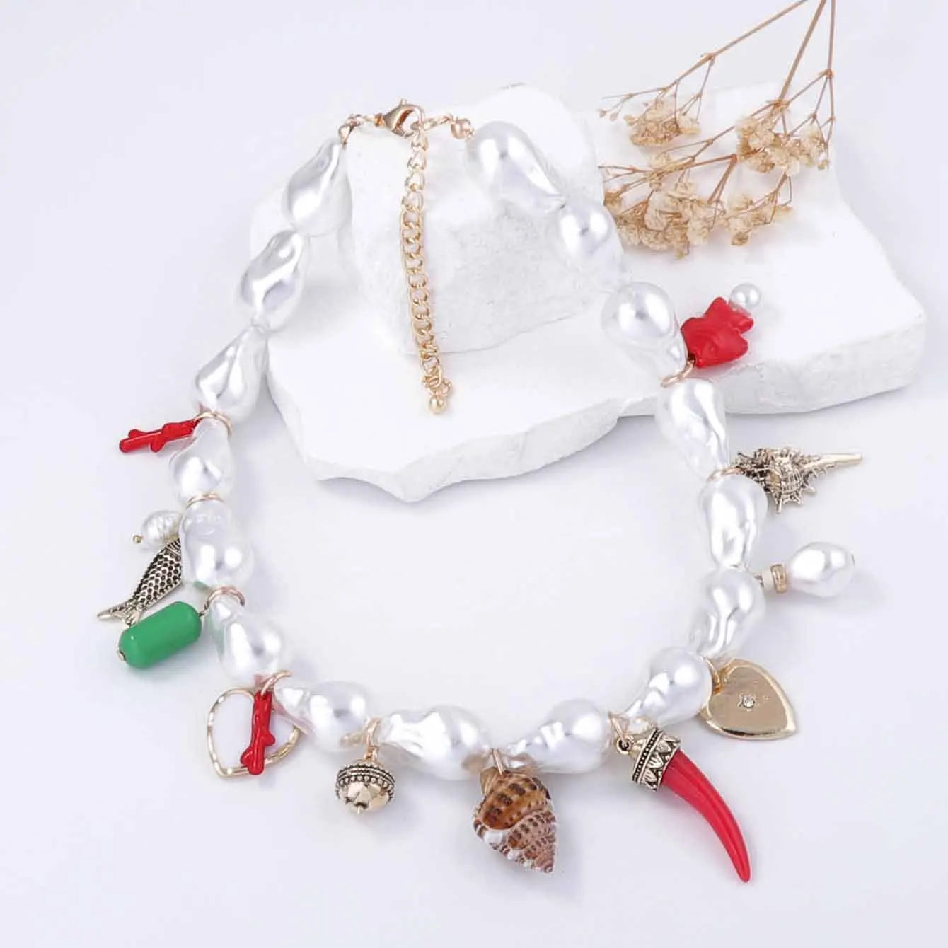 ZAA Fashion Baroque Imitation Pearl Heart Small Fish Conch Pendant Necklace