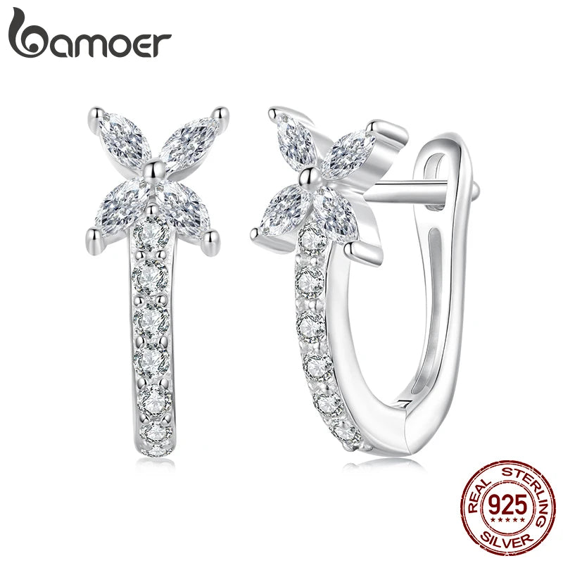 BAMOER Ohrringe in U-Form mit Herbstblättern, besetzt mit Zirkonia-Kleeblatt, romantischer Verlobungsschmuck