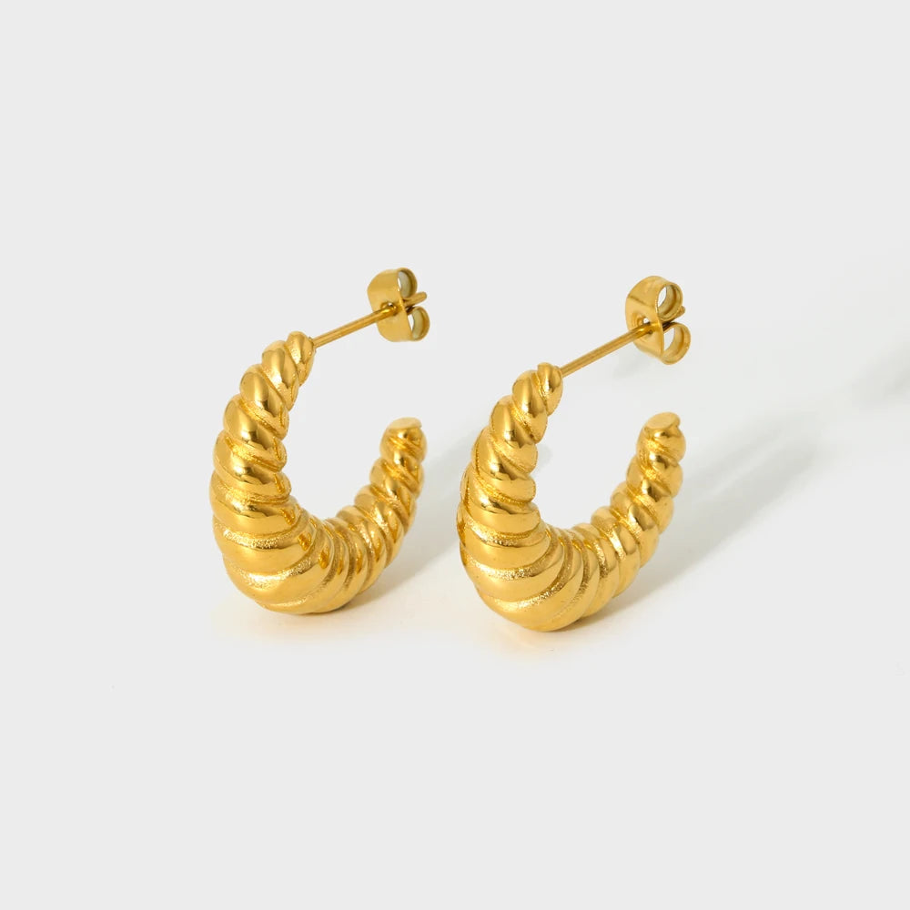 Stylish 18K Gold Plated Stainless Steel Croissant Stud Earrings for Women Waterproof Texture Hoops Party Gift