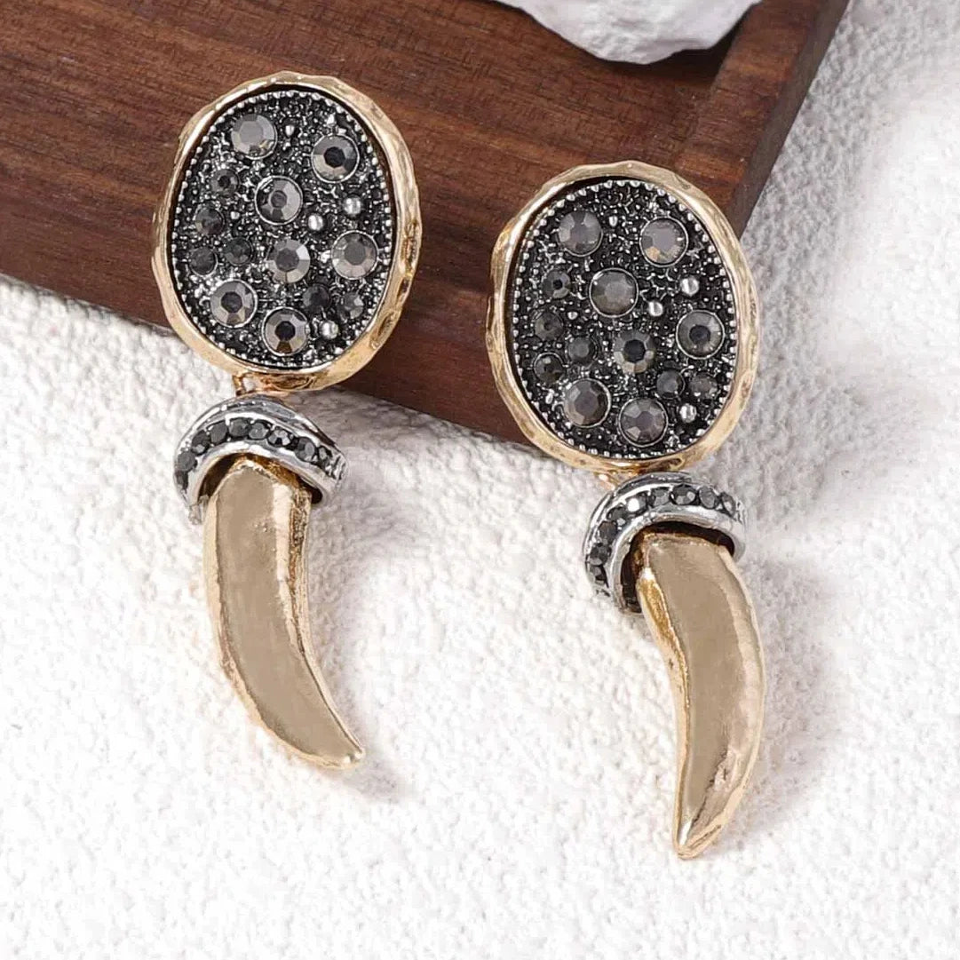 ZAA Personalized Trendy Retro Animal Horn Earrings