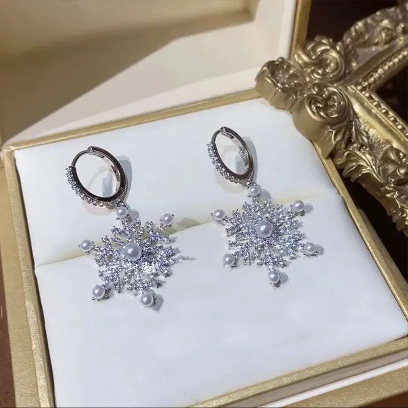 Sparking Snowflake Earrings For Women Shiny Zircon Imitation Pearl Firework Exquisite Earring Christmas New Year Party Jewelry