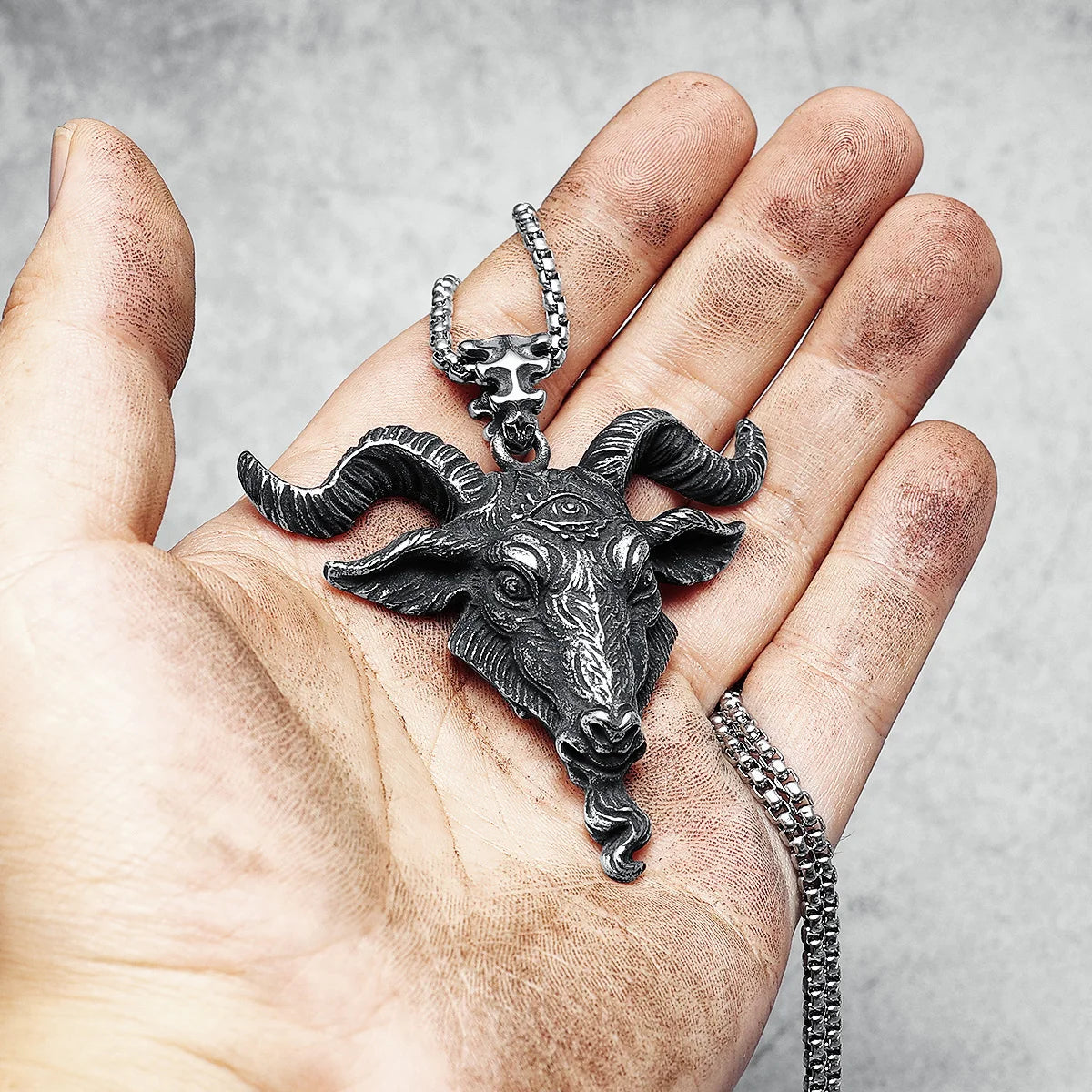 Colliers de chèvre bélier en acier inoxydable 316L œil de vérité pendentifs pour hommes chaînes en corne robuste Rock Punk pour ami bijoux masculins meilleur cadeau