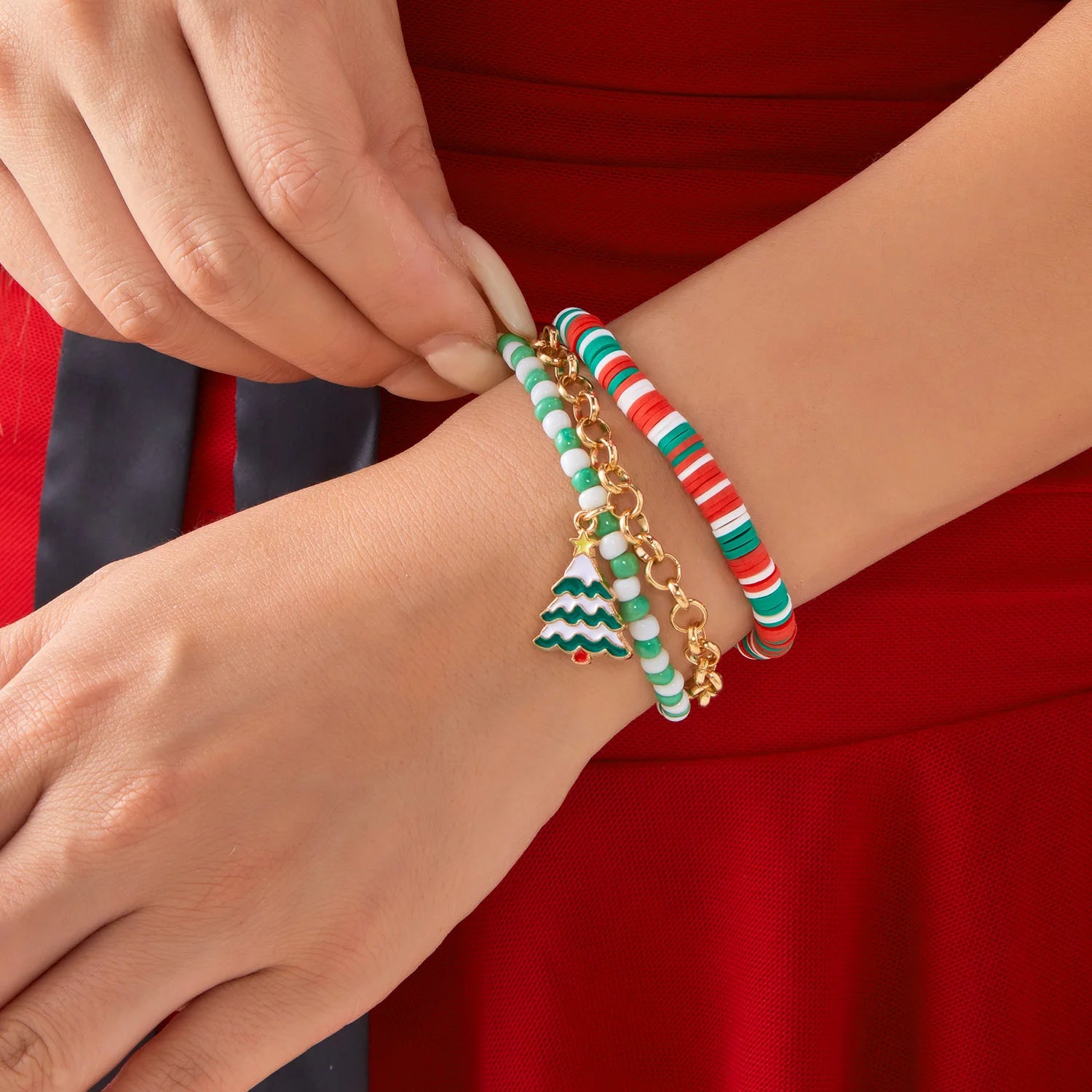 2 Pcs Christmas Colorful Beaded Bracelet Set For Women Xmas Tree Snowman Snowflake Pendant Polymer Clay Bangle Festival Jewelry