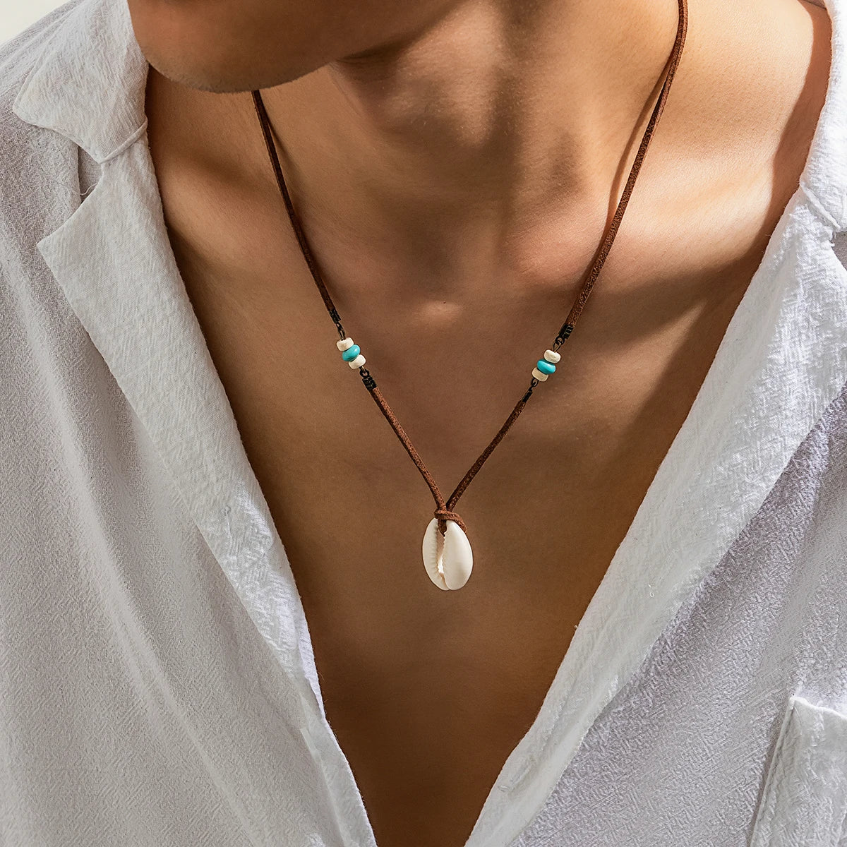 Salircon 2026 Bohemian Simulation Shell Pendant Choker Simple Brown Korean Velvet Clavicle Necklace Men's Casual Party Jewelry
