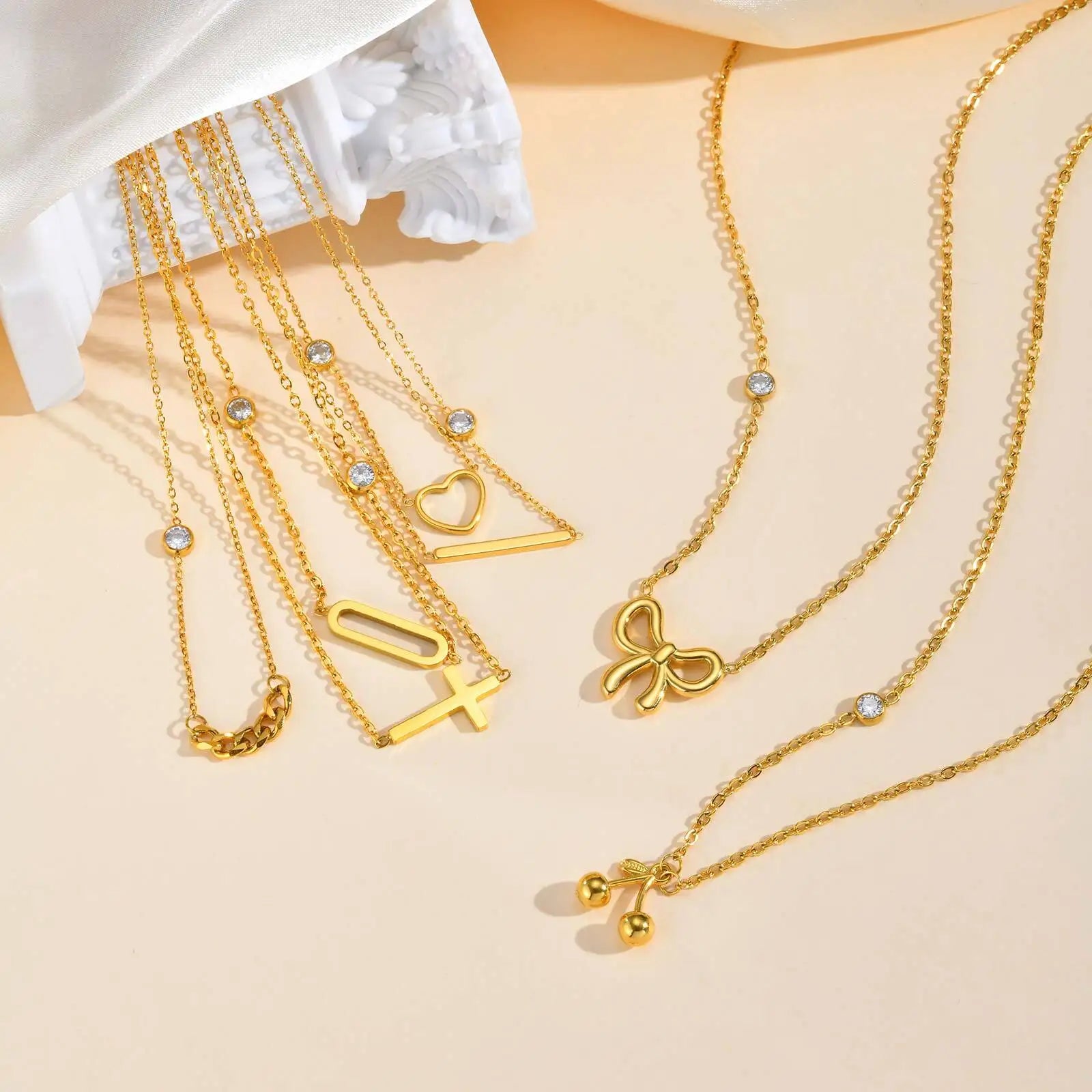 Vnox Gold Color Bow Single Zircon Chain Necklace For Women Stainless Steel Heart Accessories Pendent Necklace Light Jewelry