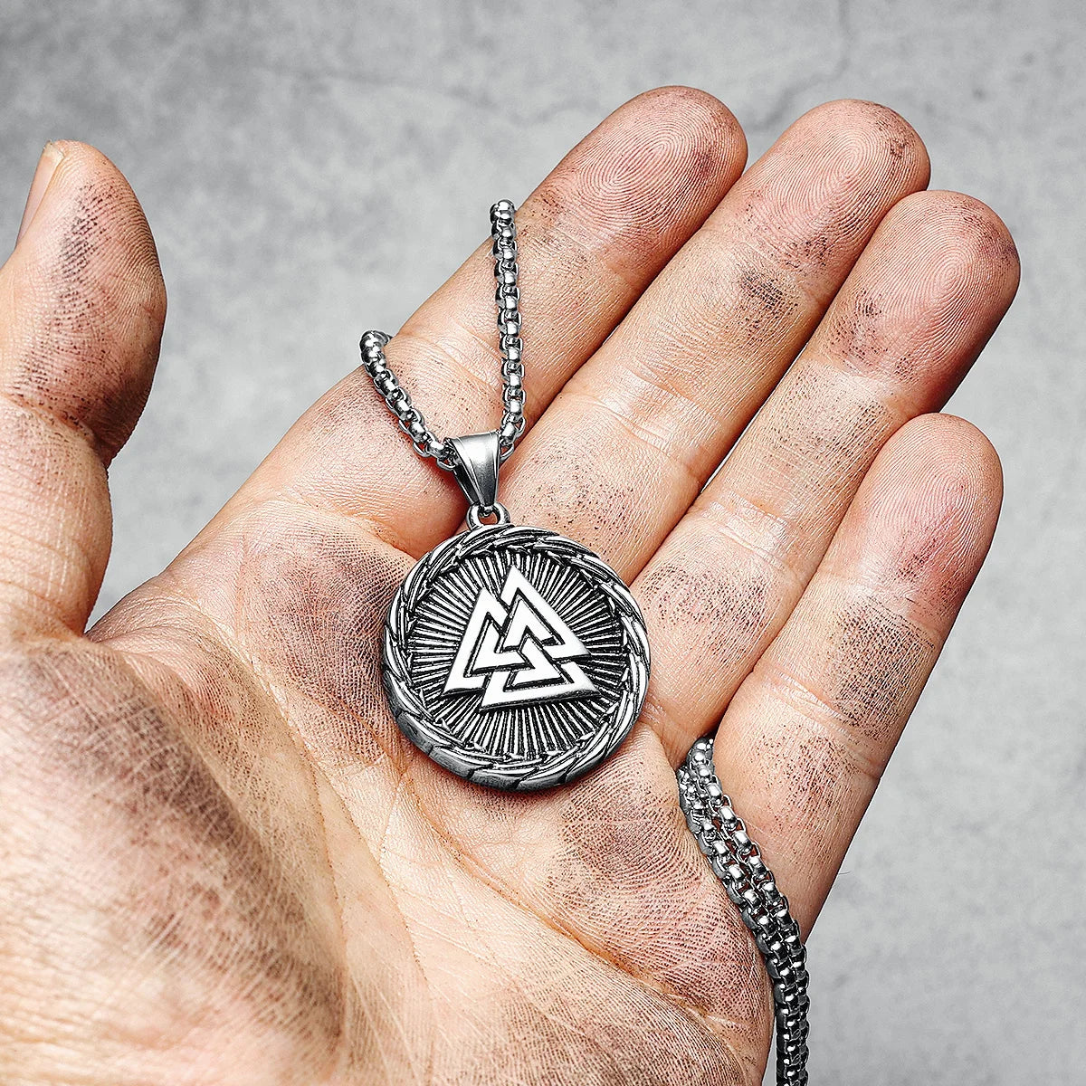Viking Triangle Men Necklace 316L Stainless Steel Nordic Myth Compass Pendants Chain Punk Rock for Boyfriend Male Jewelry Gift
