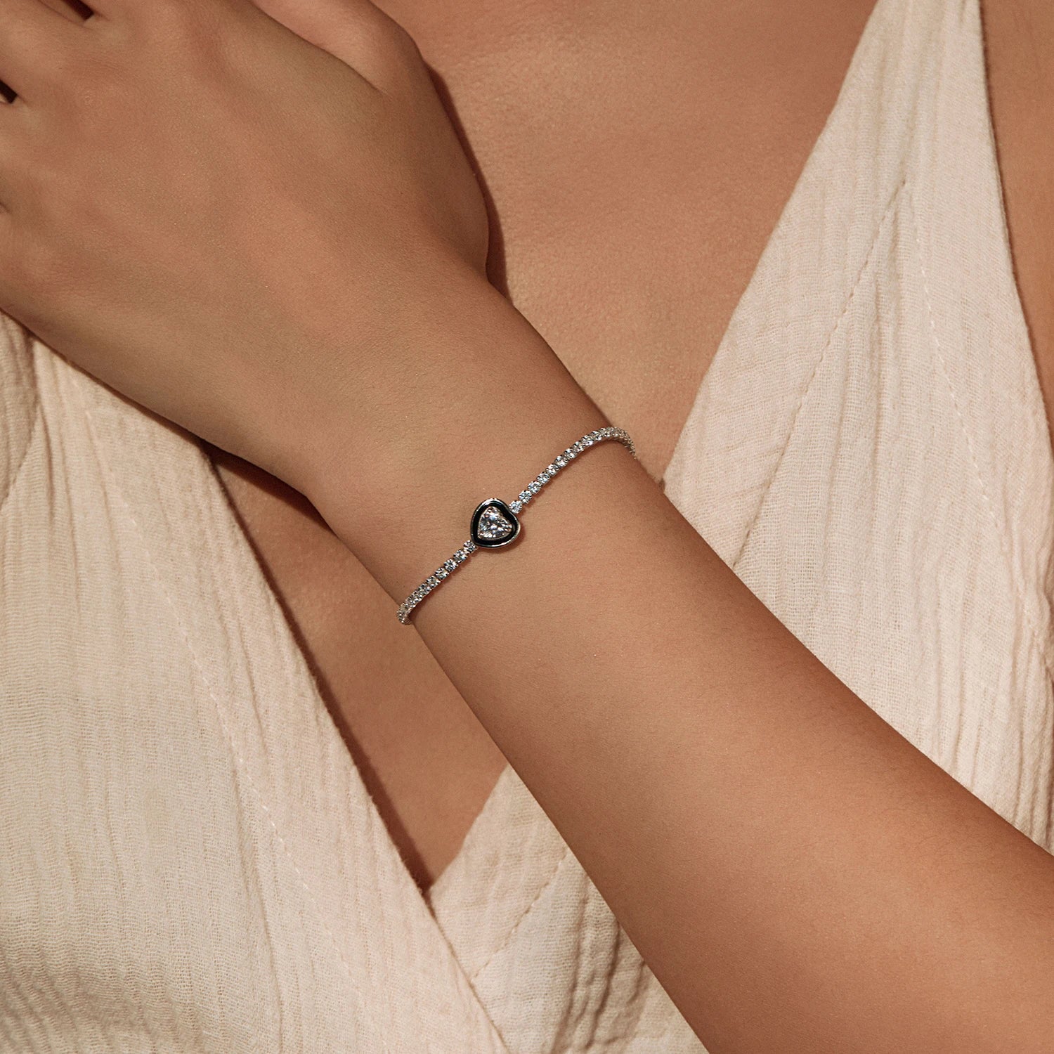 MODIAN 925 Sterling Silver Dazzling Heart Clear CZ Black Enamel Tennis Bracelets For Women Fine Jewelry Accessories