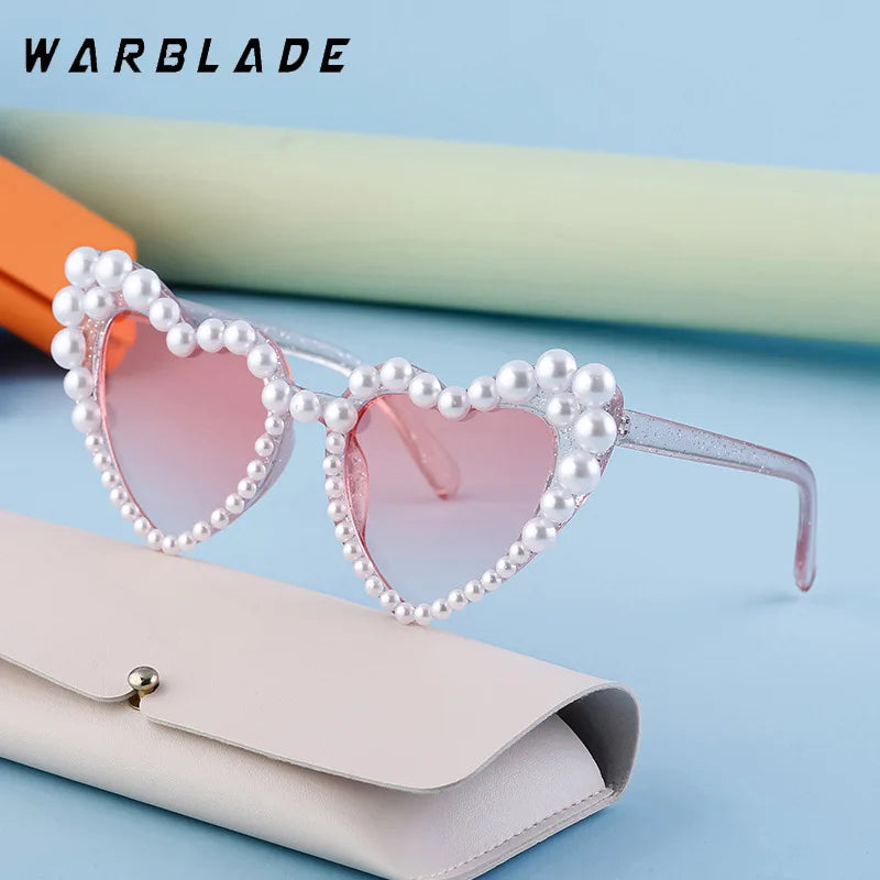 2025 Heart Shape Sunglasses Pearl Frame Wedding Party Sun Glasses Women Big Frame Cute White Black Shades UV400 Fashion Eyewear