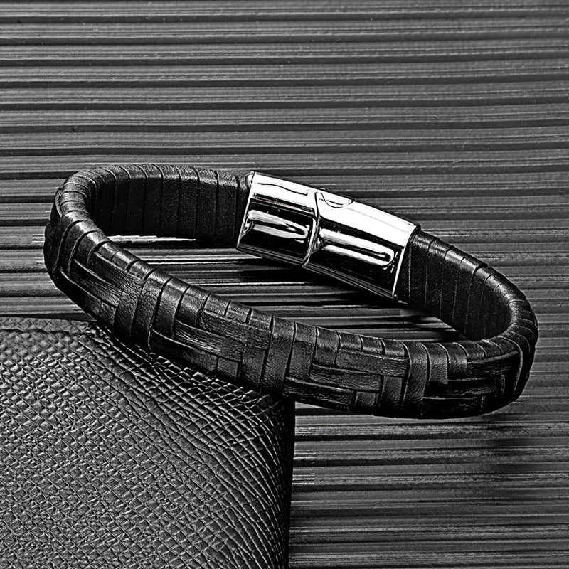 MKENDN Punk Men Multilayer Braid Genuine Leather Bracelet Titanium Stainless Steel Magnetic Buckle Bracelet Homme Pulseras