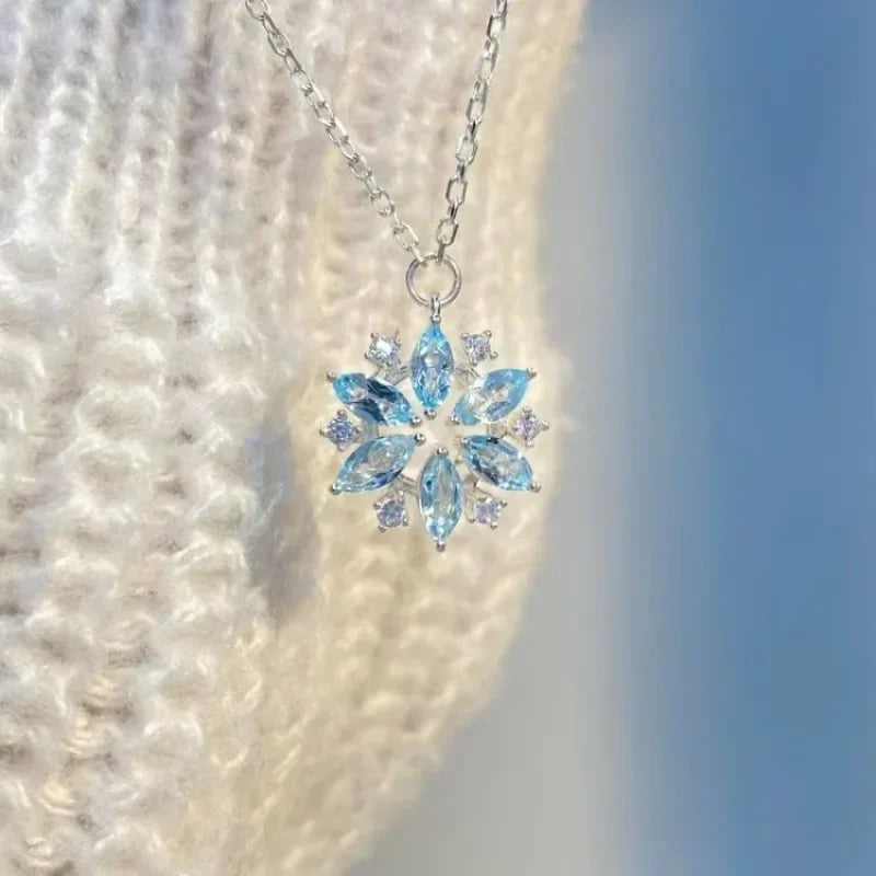 2023 Korean Fashion Zircon Blue Snow Flower Necklace for Women Luxury Pendant New Ins Clavicle Chain Jewelry Birthday Party Gift
