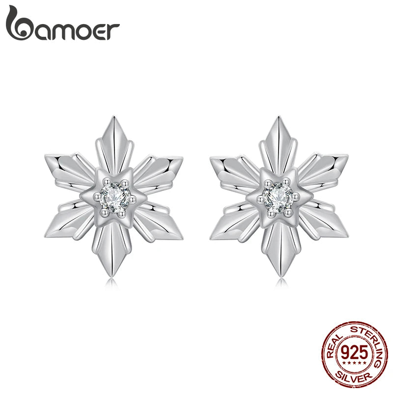 BAMOER Elegante Schneeflocken-Ohrstecker, 925er Sterlingsilber, hypoallergen, Eisblumen-Ohrringe, Schmuck SCE1841
