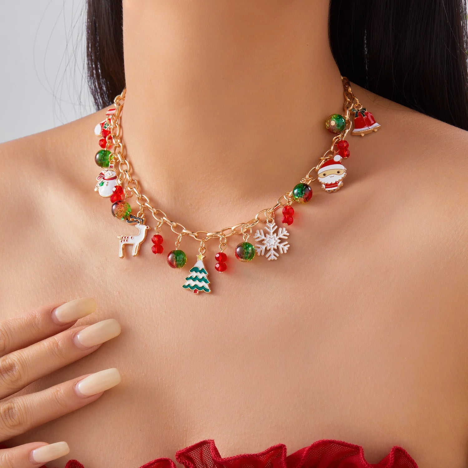 Fashion Christmas Necklaces for Women Santa Claus Xmas Tree Snowflake Elk Snowman Pendant Metal Clavicle Choker Girl Party Gifts