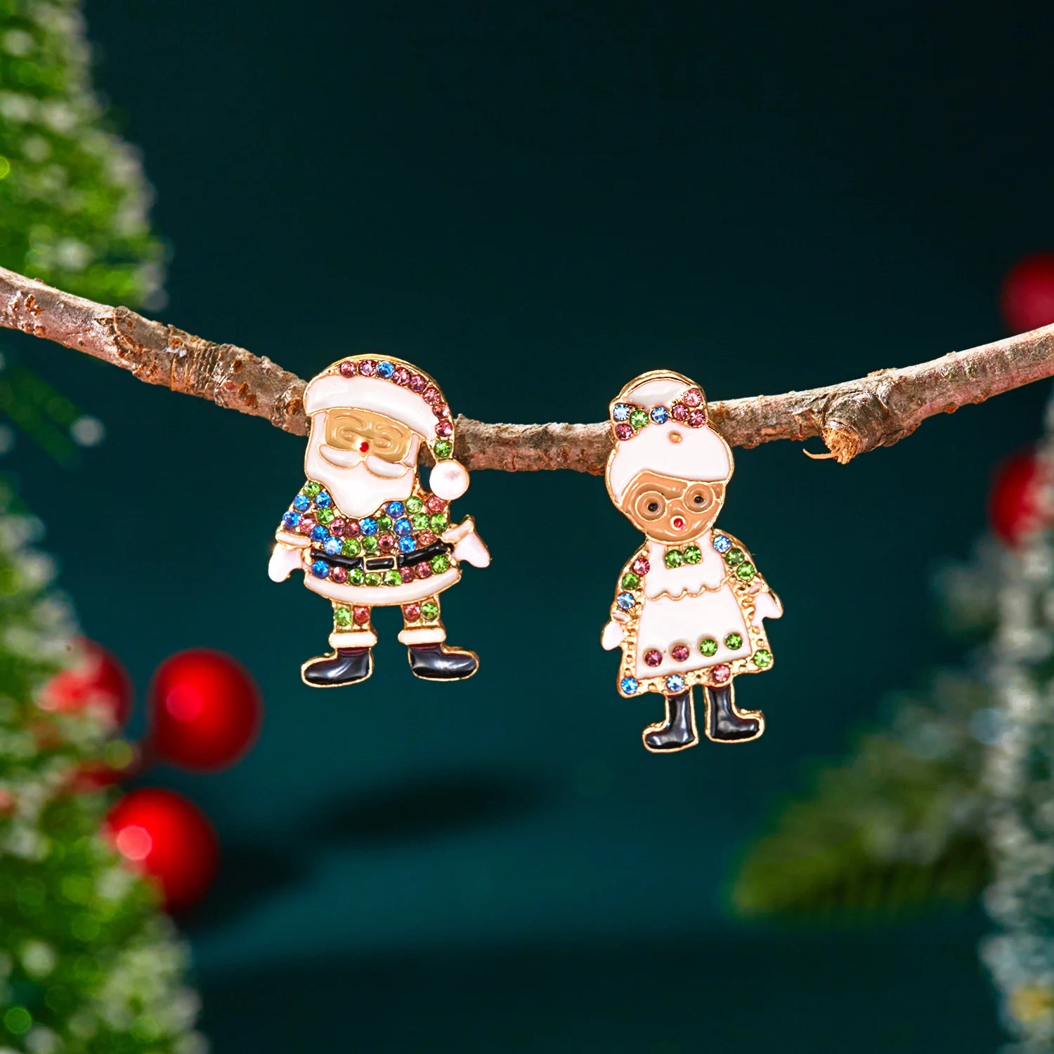 Creative Christmas Grandpa and Grandma Zircon Stud Earrings For Women White Pearl Crystal Snowman Elk Earring New Year Jewelry