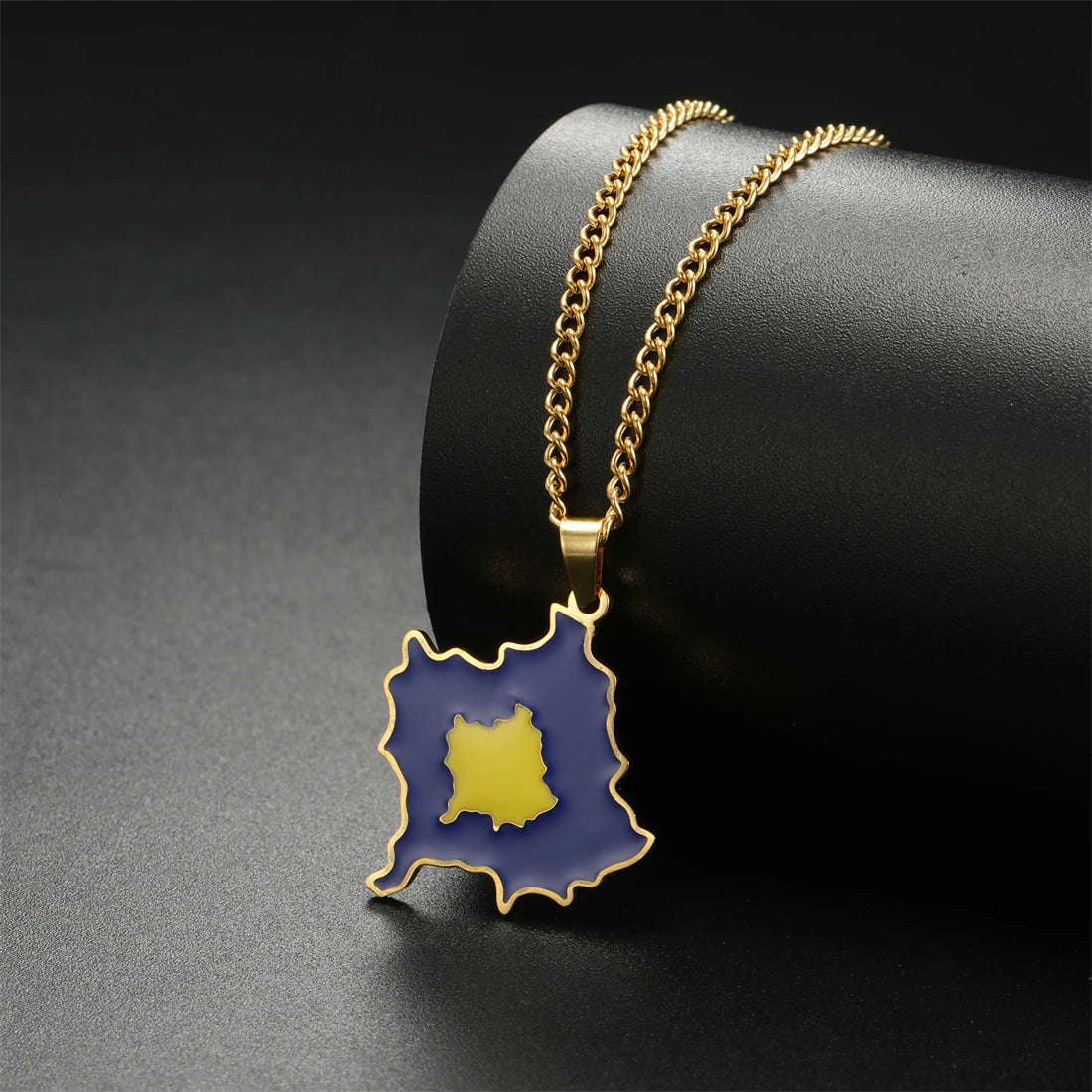EUEAVAN European Country Map Necklace Stainless Steel Drip Oil Poland France Portugal Romania Ukraine Italy Germany Flag Jewelry