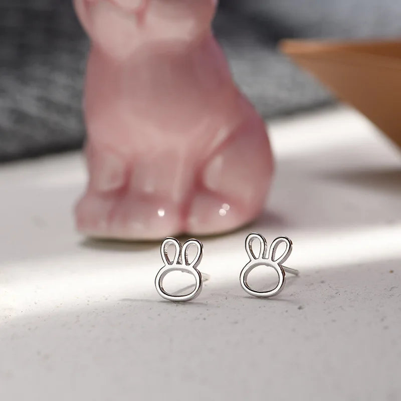 VOQ Silver Color Cartoon Cutout Rabbit Earrings Fashion Unusual Stud Earrings Ladies and Teens Jewelry Party Gifts
