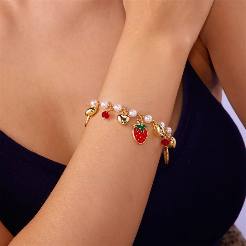 Charm Red Strawberry Bracelet For Women Cute Cherry Heart Shape Fruit Pearl Metal Chain Wristband Girls Party Friendship Jewelry