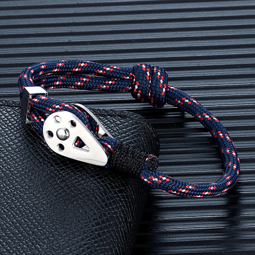 MKENDN Stainless Steel Carabiner Bracelet Adjustable Rope Bracelets for Men Outdoor Rock Climbing Emergency Paracord Jewelry