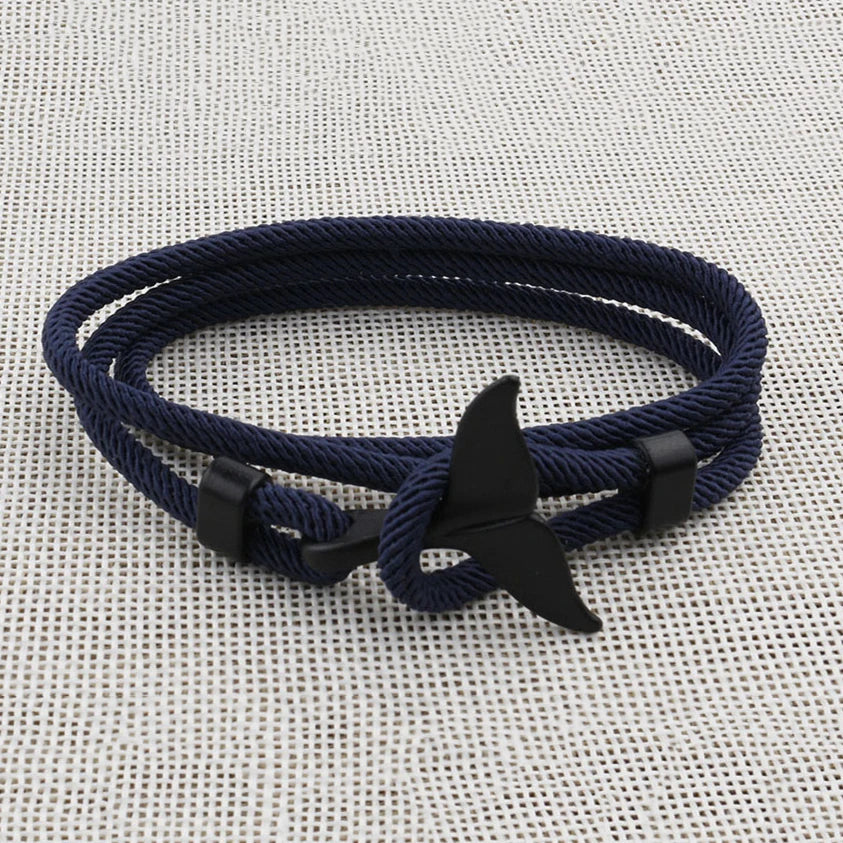 Bracelet Viking multicouche 4 mm en corde de Milan, avec breloque queue de baleine, pour homme. Bijou tendance inspiré des animaux marins.