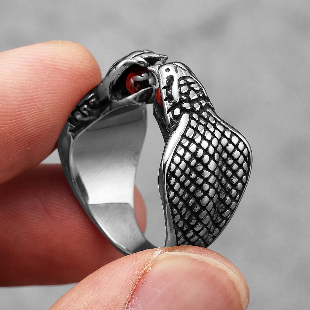 Snake Gem Open Ring 316L Stainless Steel Men Rings Punk Rock for Male Biker Retro Jewelry Halloween Creativity Gift Dropshipping
