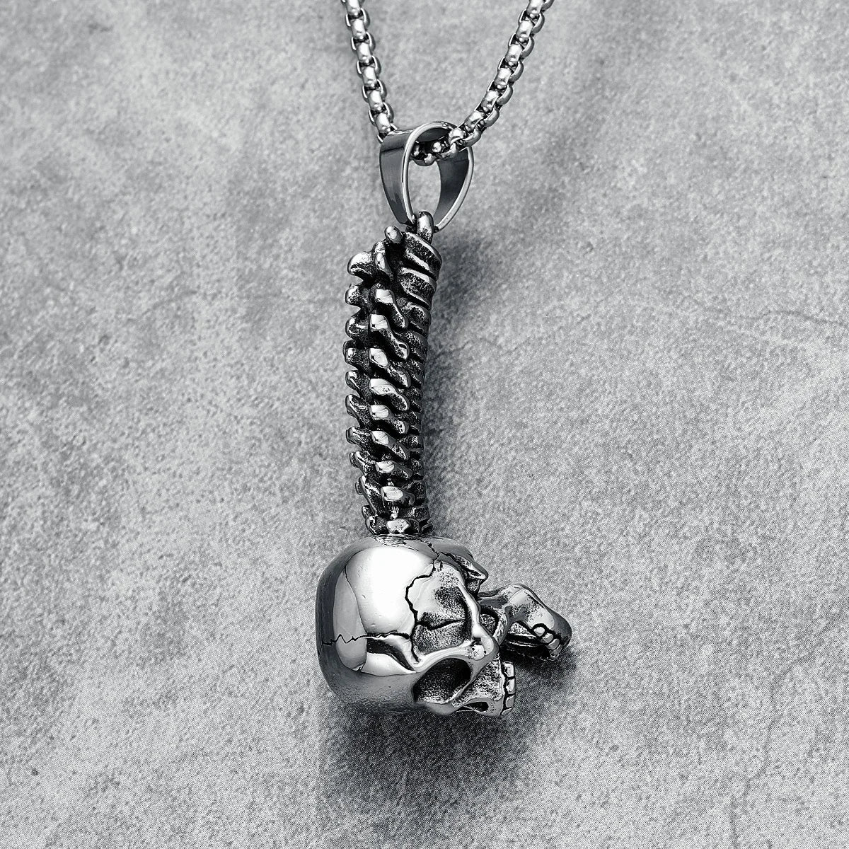 Skeleton Torso Necklace Stainless Steel Pain Skull Spine Rock Rap Hyperbolic Men Pendant Chain for Male Biker Party Jewelry Gift