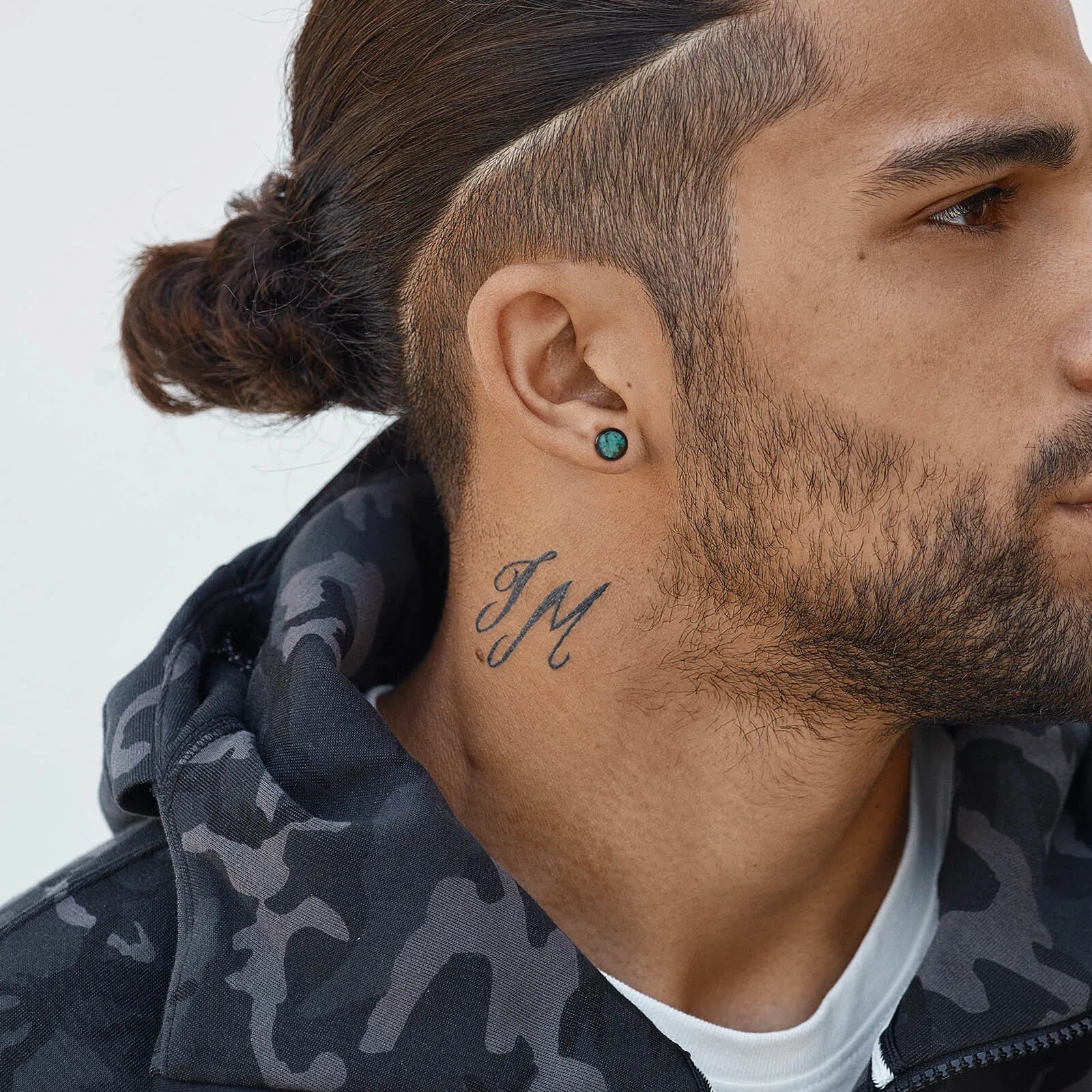 Vnox Irregular Turquoise Stones Stud Earrings for Women Men, Clear Enamel Round Small Earrings,Stainless Steel Ear Jewelry