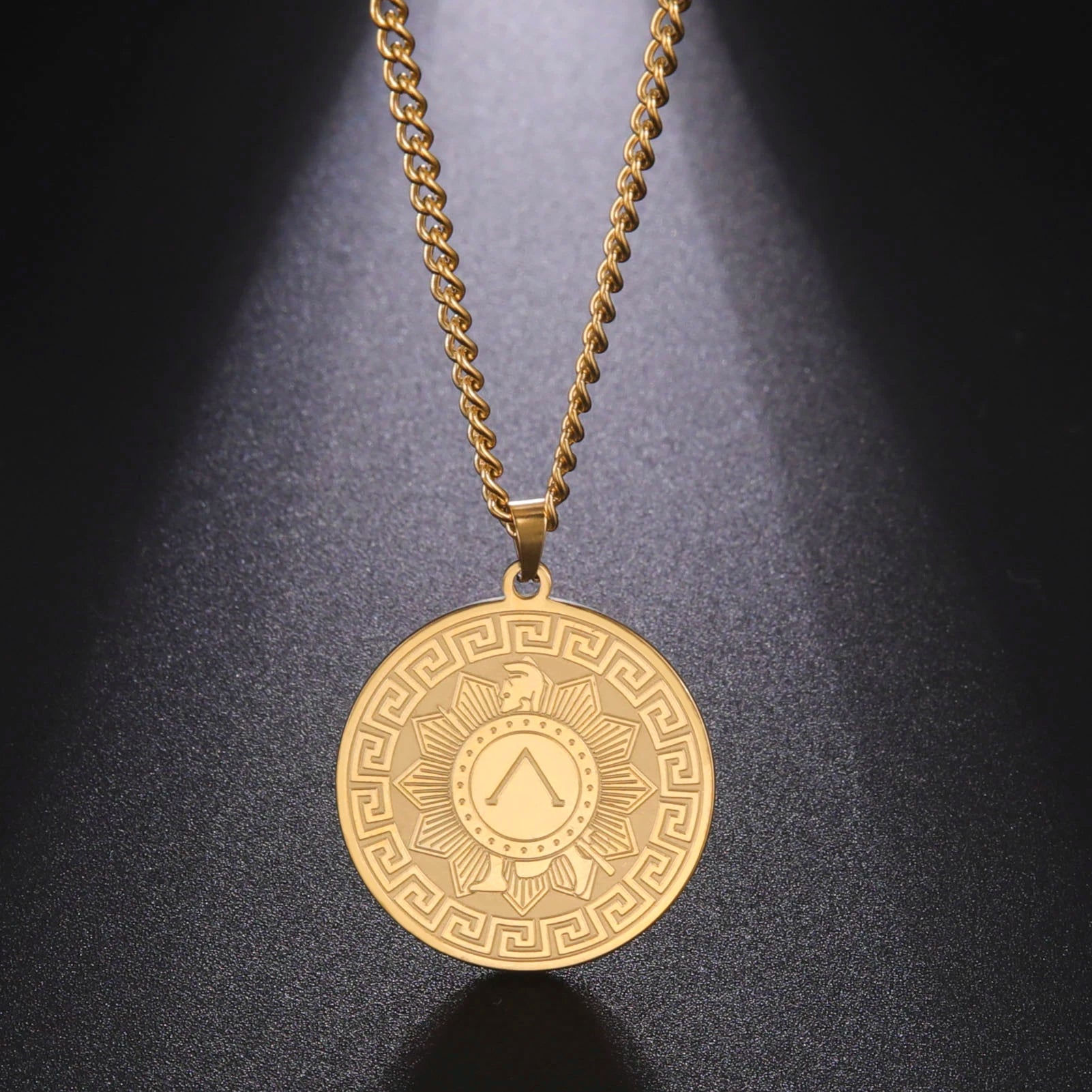 Nouveau collier pour homme soldat romain bouclier rond pendentif personnages guerriers spartiates colliers bijoux accessoires cadeau d'anniversaire