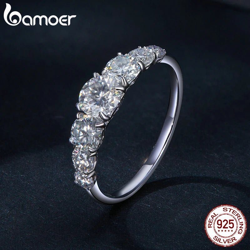Bamoer D Farbe VVS1 EX Moissanite Ring Zarter Labor Diamant Ring 925 Sterling Silber für Frauen, Verlobung, Hochzeit Schmuck