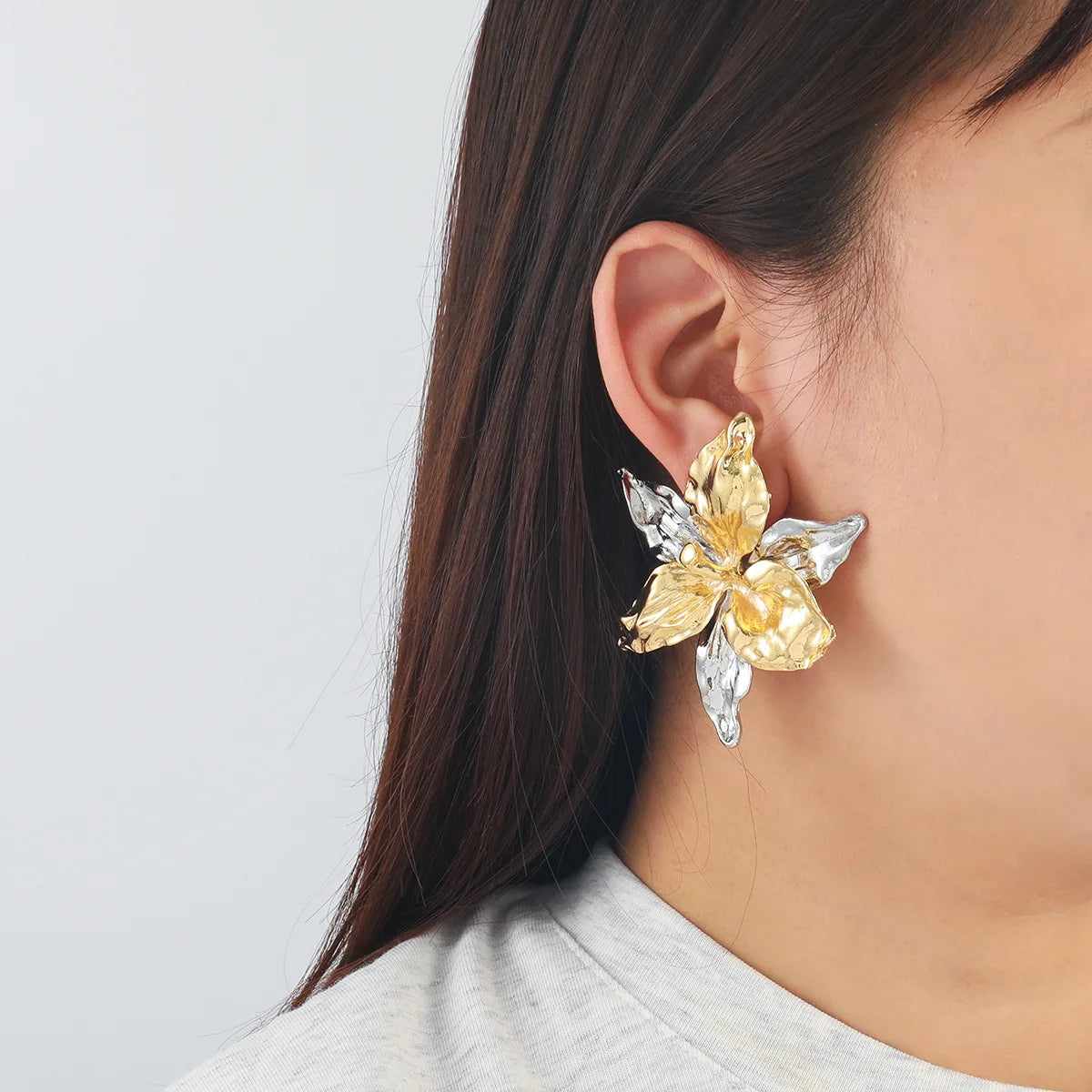 ZAA Exaggerated Multi-layer Alloy Color Blocked Flower Earrings