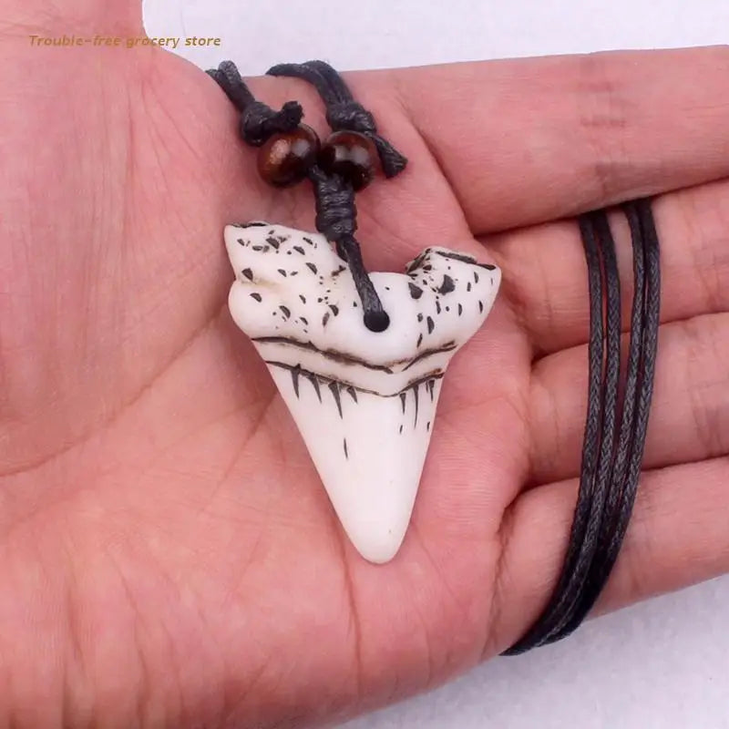Tiger Shark Tooth Necklace - Madeinsea©