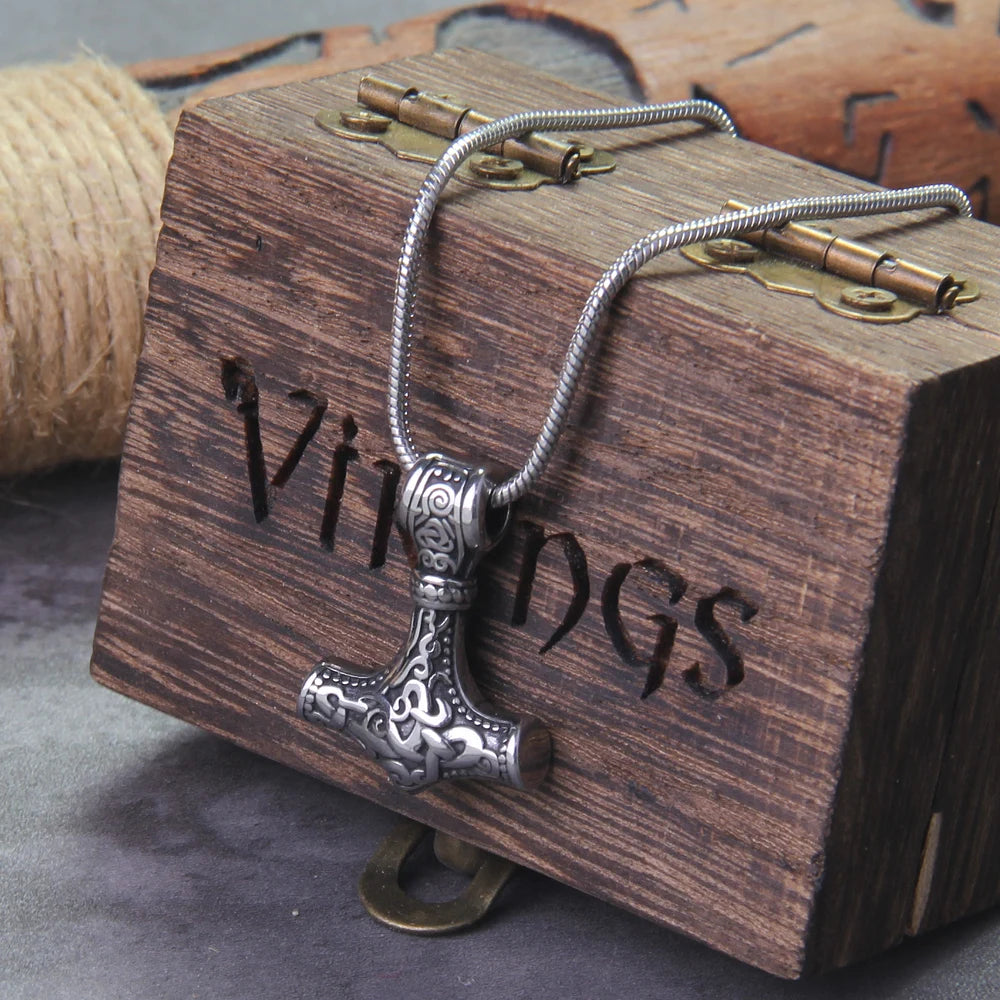 Small Thor's Hammer Necklace with Wooden Viking Box - Madeinsea©