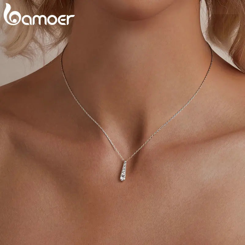 BAMOER 925 Sterling Silver Elegant Teardrop Necklace for Women, Gold Plated Dainty Pendant Jewelry Gifts for Birthday/Valentine