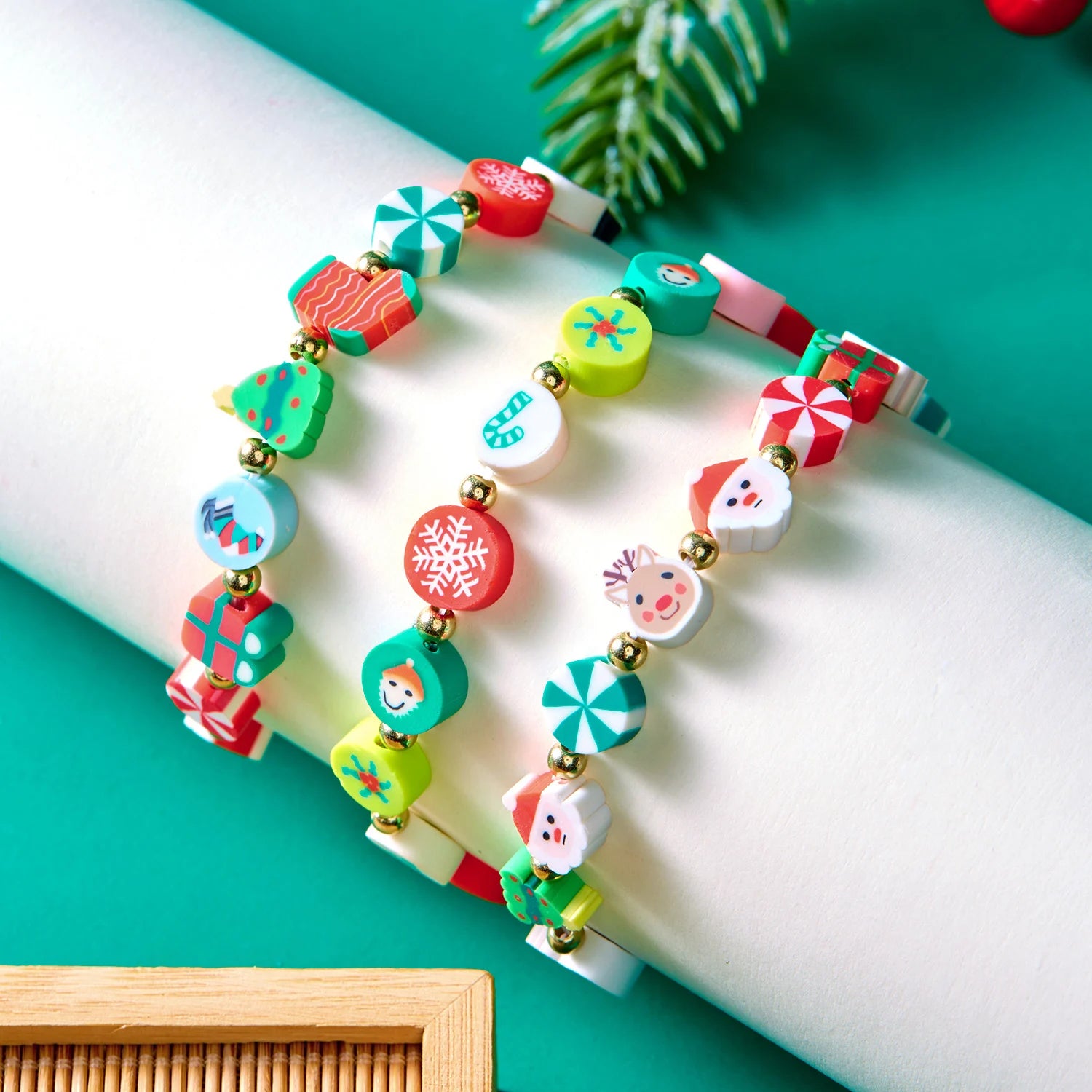 New Candy Color Christmas Bracelet For Women Girls Santa Claus Christmas Tree Snowflake Elk Snowman Bracelets Party Jewelry Gift