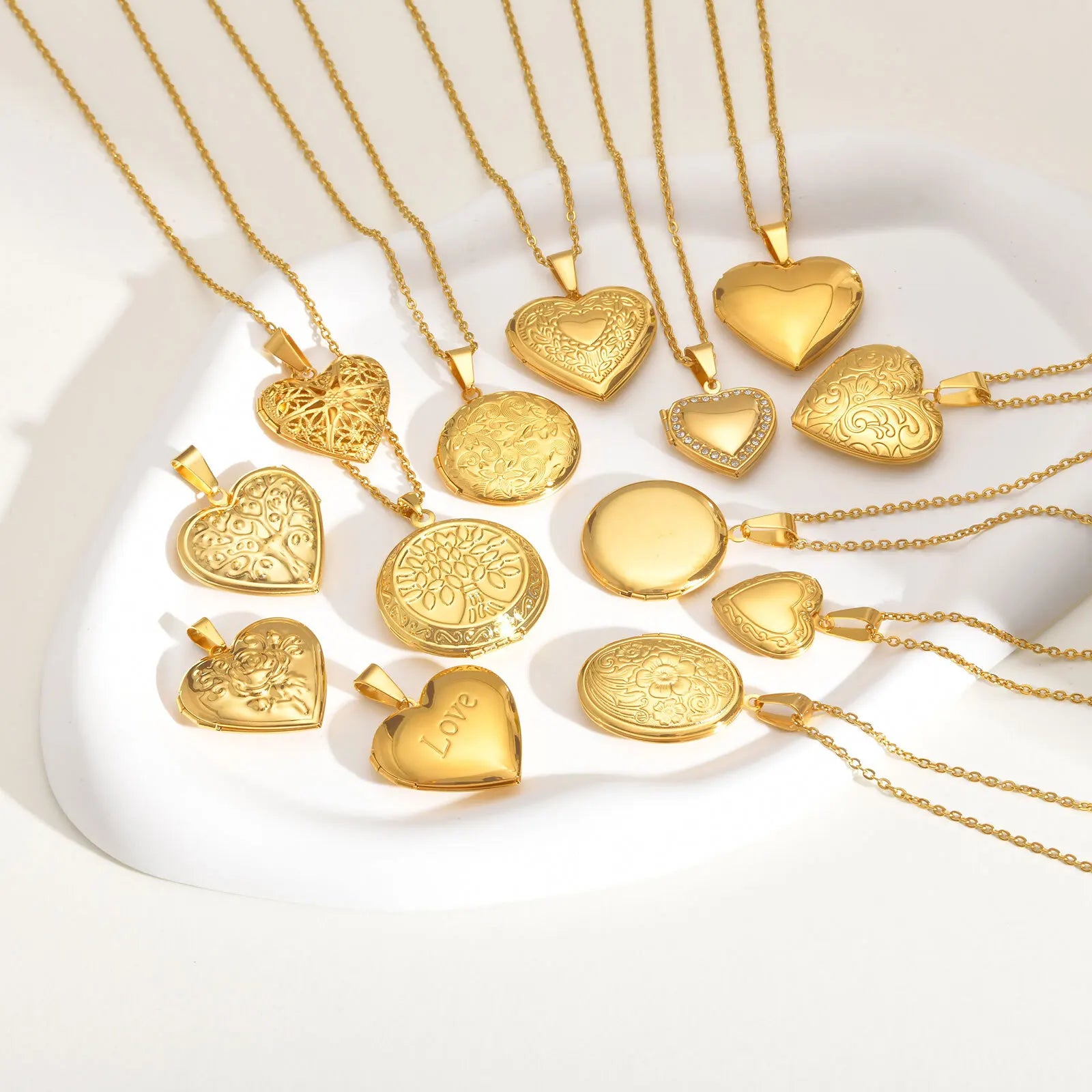 Vnox Light Heart Locket Pendants for Women Men Openable Photo Frame Glossy Stainless Steel Necklaces Family Love Collar