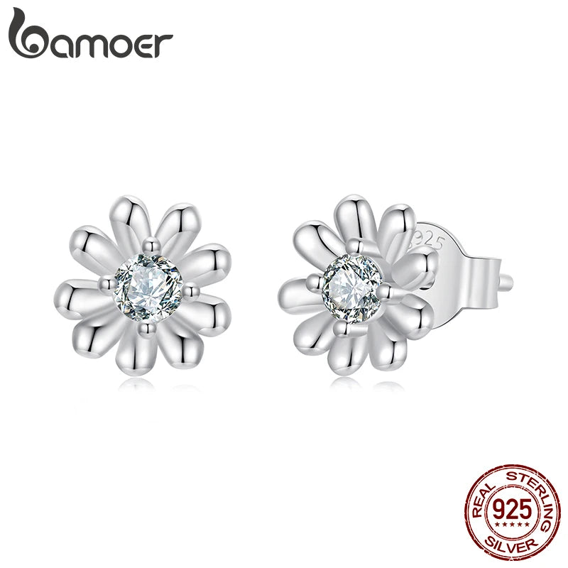 BAMOER Vergoldete Halo Moissanite Daisy Ohrstecker 925 Sterling Silber Hypoallergen Elegante Kleine Blumen Ohrringe