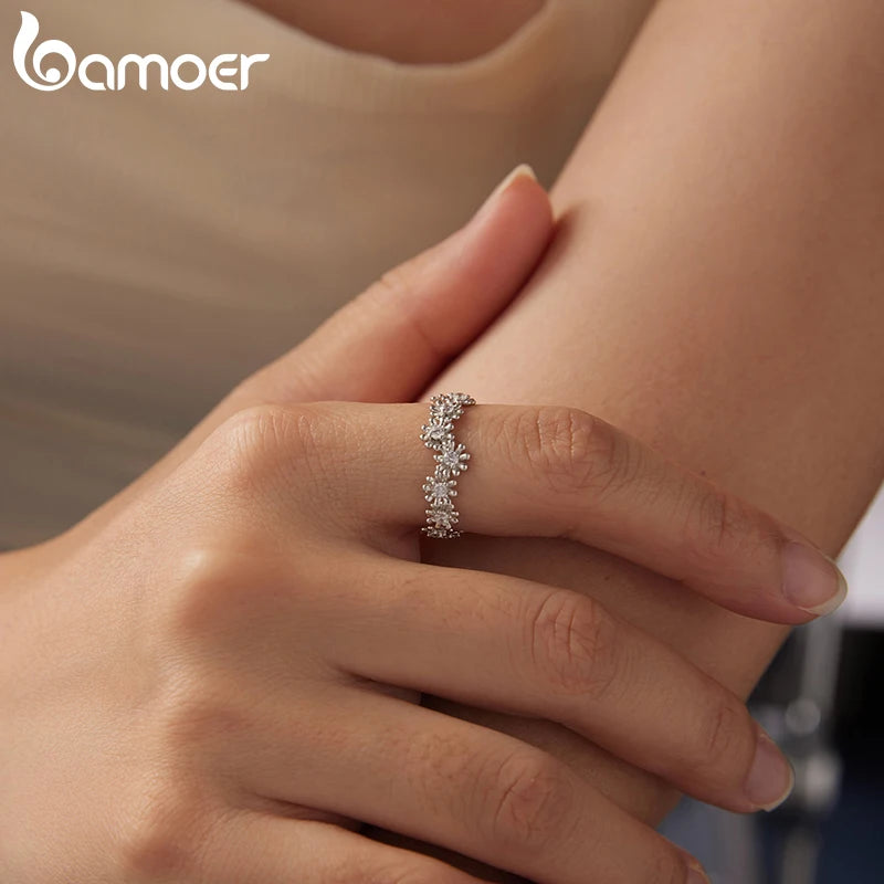 BAMOER Array Daisy Moissanit-Ring Verlobungsring Blumenring für Damen Teenager Jahrestag Schmuck Reinheit Liebe Rundschliff VVS1