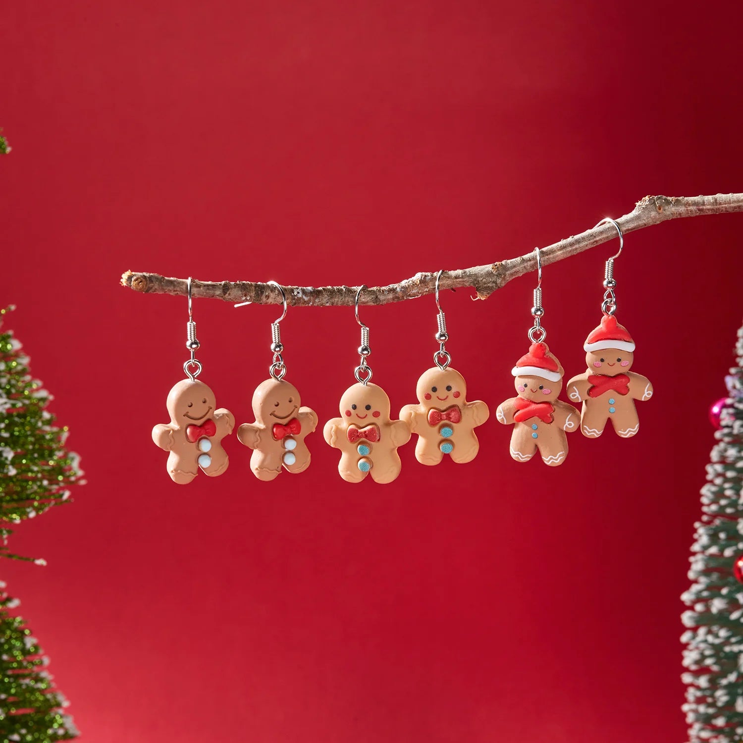 3 Pairs Cute Christmas Gingerbread Man Dangle Earrings Set For Women Girls Xmas Cookie Food Pendant Resin Earring Party Jewelry