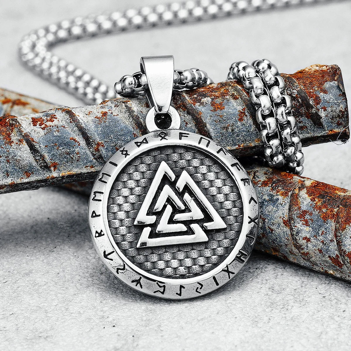 Viking Triangle Pendant Men Necklace 316L Stainless Steel Retro Plaid Odin Runes Chain Punk Rock for Boyfriend Male Jewelry Gift