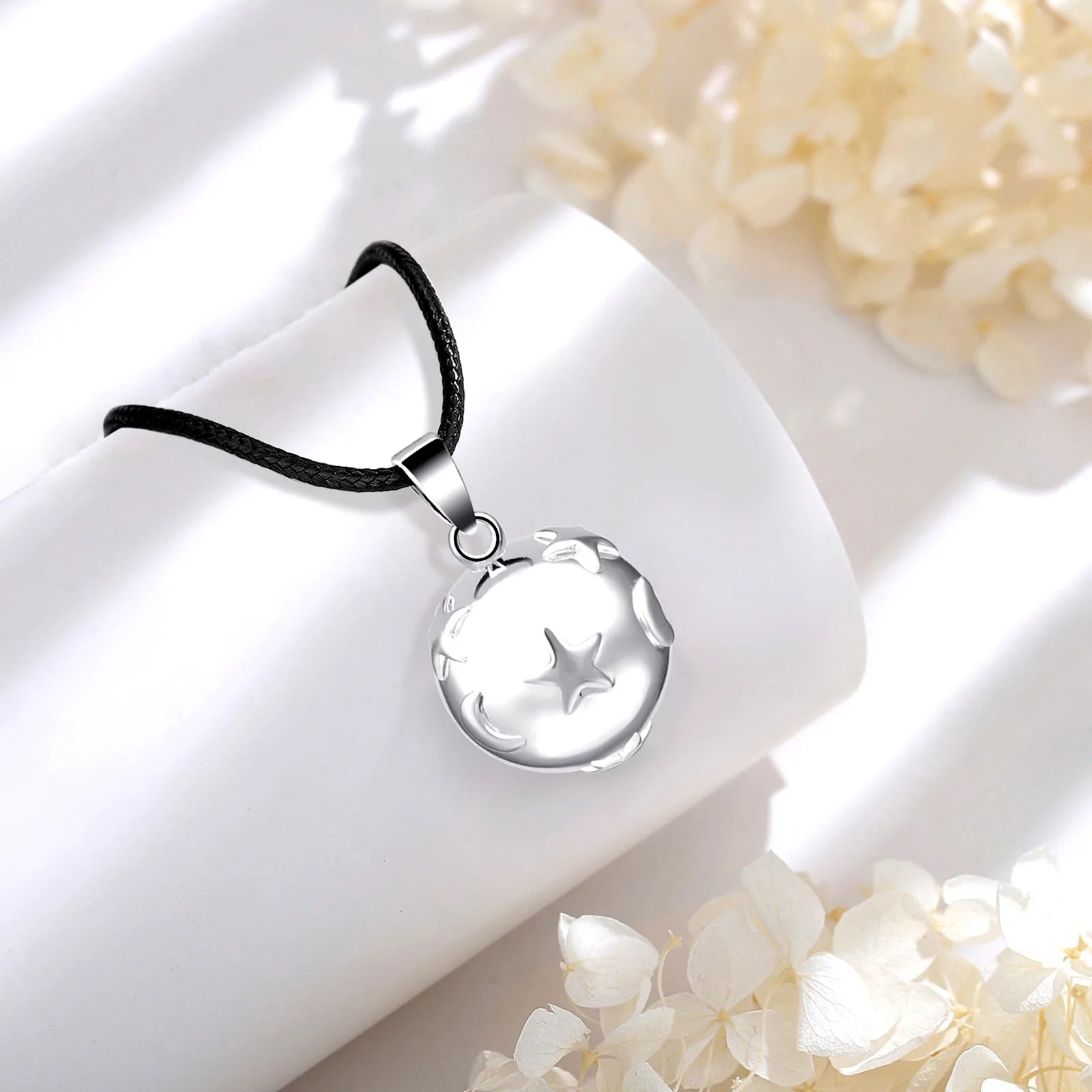 Eudora Bola de Grossesse Necklace Star Moon Angel Caller Musical Bell Pendant DIY Maternity Jewelry for Pregnant Women Gift