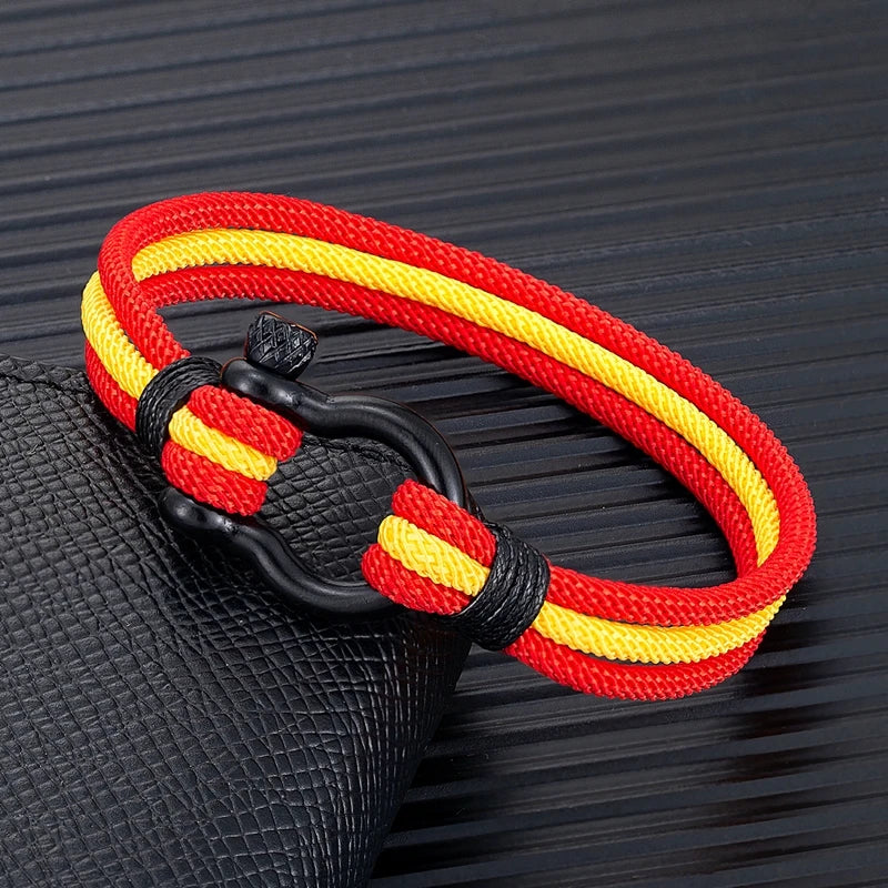 MKENDN Modisches Armband aus Edelstahl mit gelber Flagge von Argentinien für Herren und Damen, mehrschichtiges nautisches Seil, Bootsschäkelverschluss, Zubehör