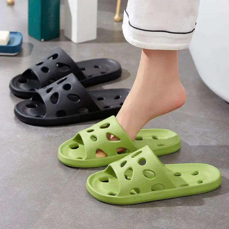 Summer Cloud Slippers Women Men Flip Flops Beach Sandals Bathroom Non-Slip Slides Women Slippers Indoor House Shoes Man Slipper