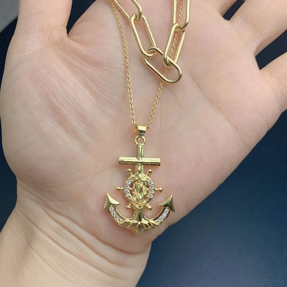 Anchor Necklace Gold