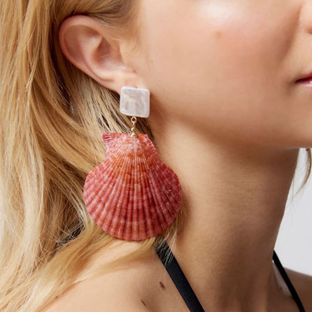 Clam Shell Earrings