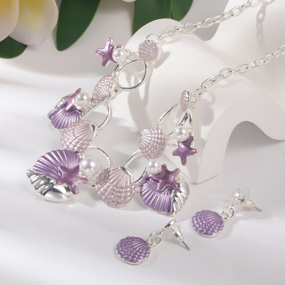 Elegant Shell Necklace