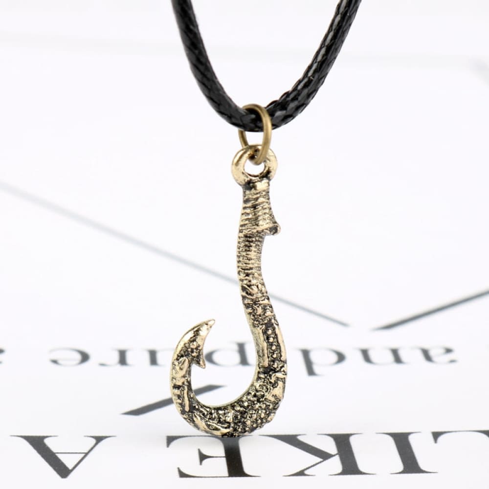 fish-hook-pendant-gold